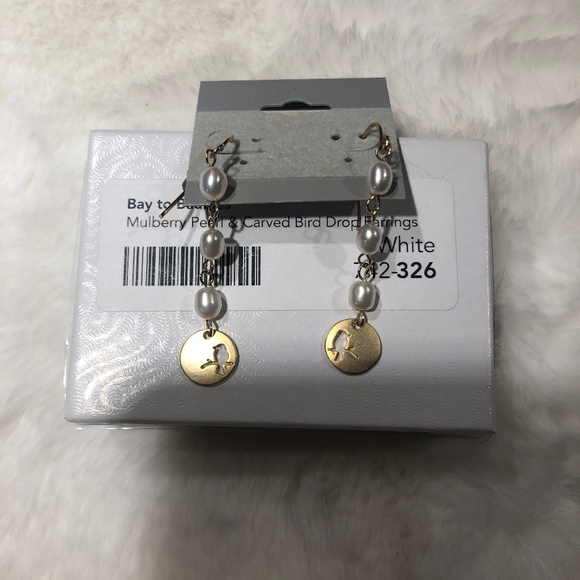 New in box gold Bay to Baubles drop bird earrings - Picture 1 of 4